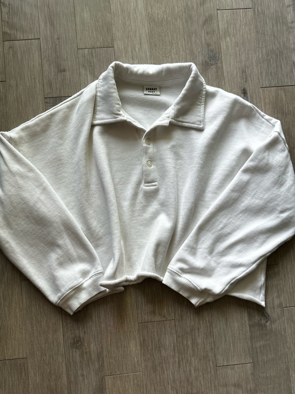 Sunday Best White Cropped Polo Sweatshirt Size Medium - Picture 1 of 7